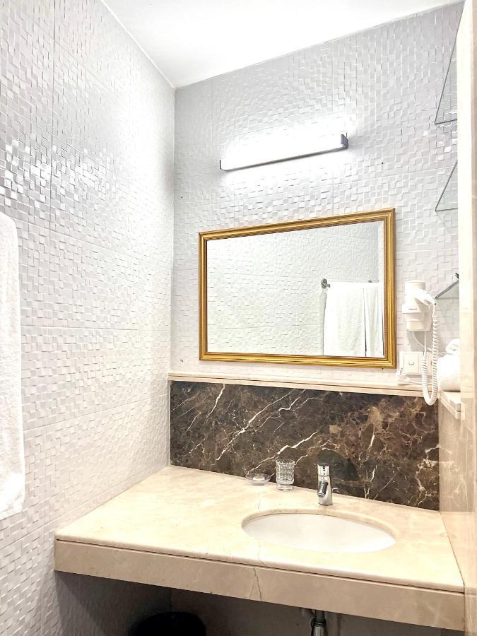 Octava Boutique Hotel Tbilisi ภายนอก รูปภาพ