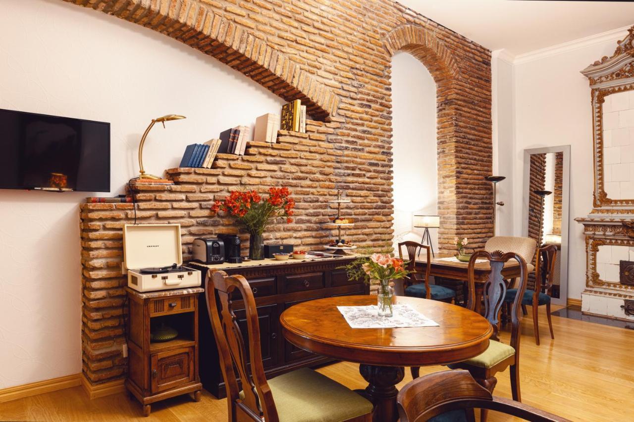 Octava Boutique Hotel Tbilisi ภายนอก รูปภาพ